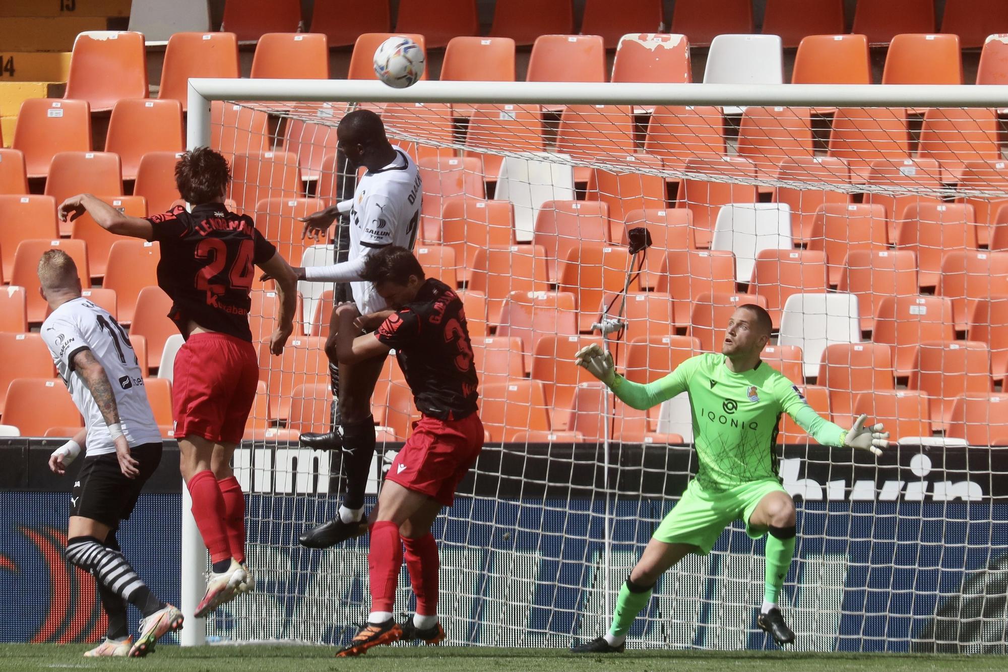 Las imágenes del empate entre el Valencia CF y la Real Sociedad