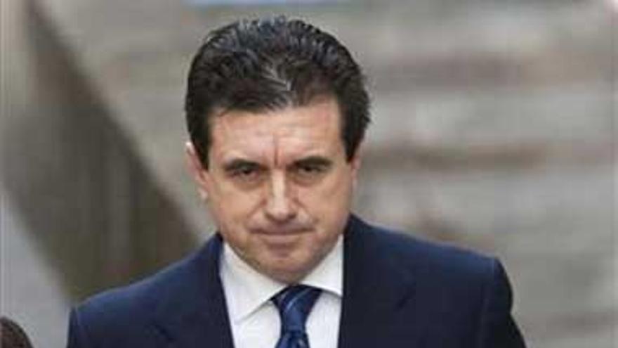 La fiscalía pide prisión con fianza de 3.000.000 € para Matas por corrupción