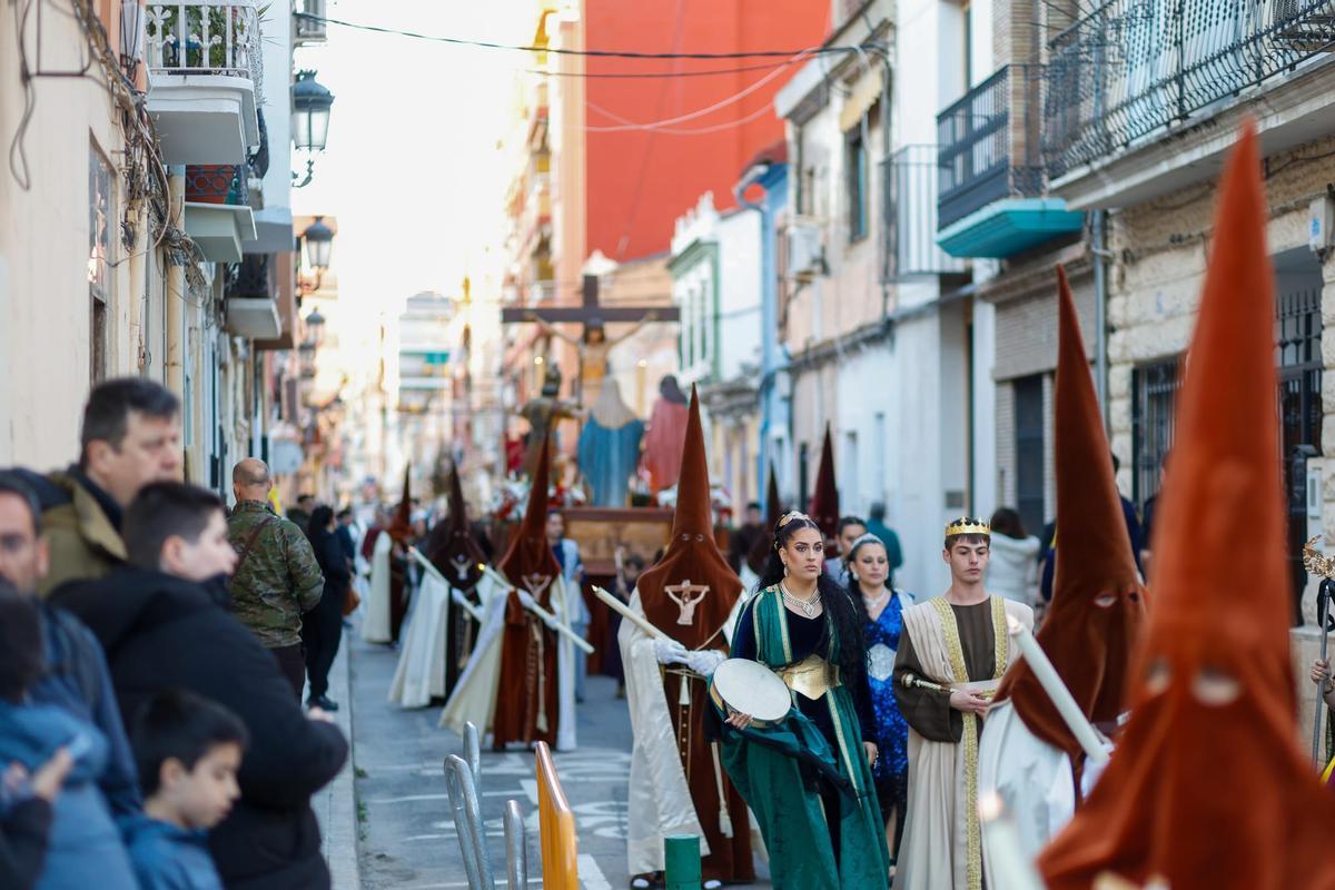 Así ha sido el Santo Entierro de la Semana Santa Marinera de València