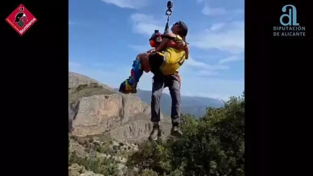 Una senderista es evacuada en Polop de la Marina tras torcerse el tobillo