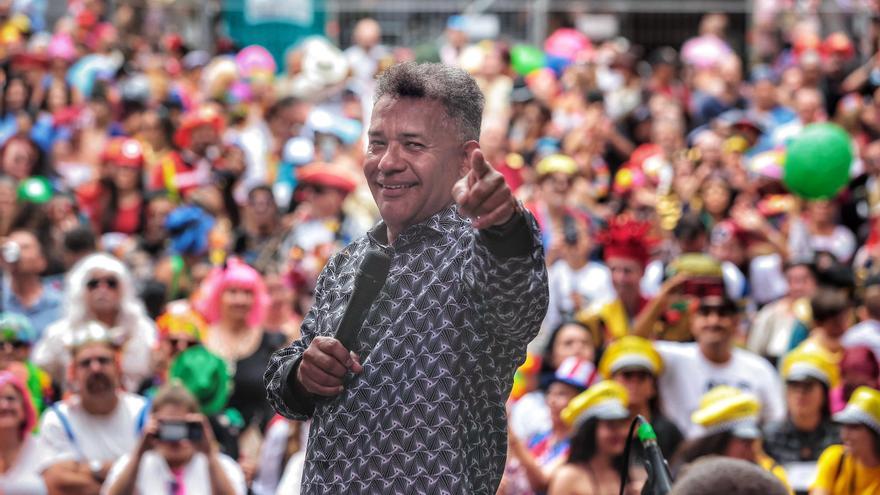 Diversión en familia en el primer Carnaval de Día de Santa Cruz de Tenerife de 2024