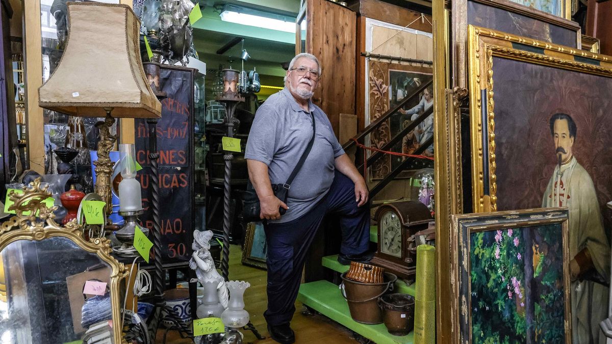 VÍDEO | Cierra uno de los últimos anticuarios de Palma: "Solo quedarán bares y tiendas de moda en la ciudad"