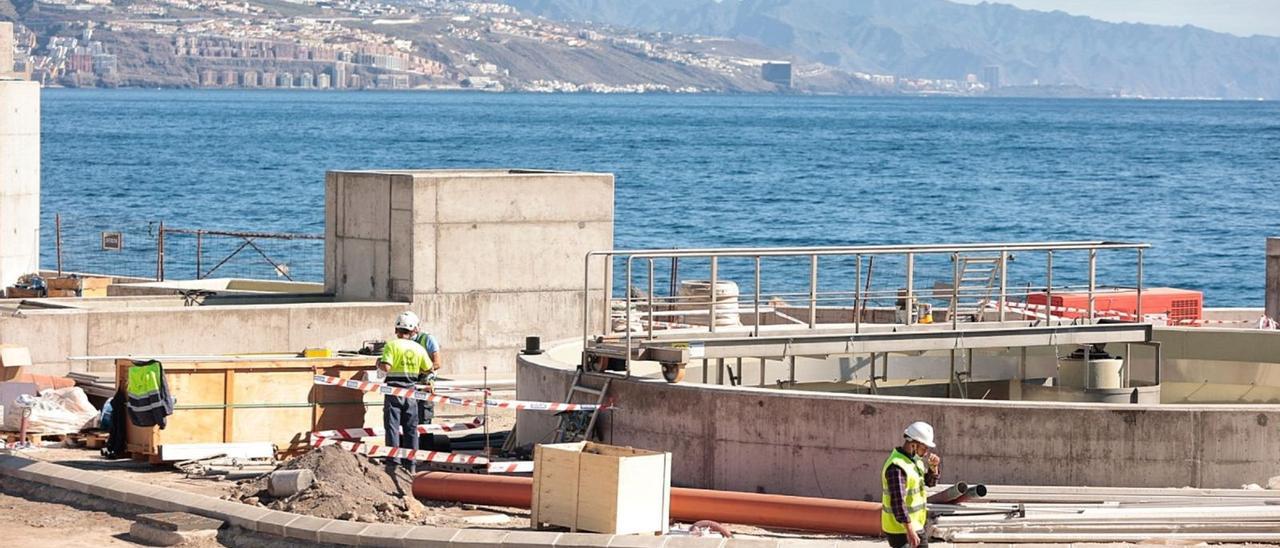 Obras de construcción de la estación depuradora de aguas residuales del Polígono Industrial de Güímar.