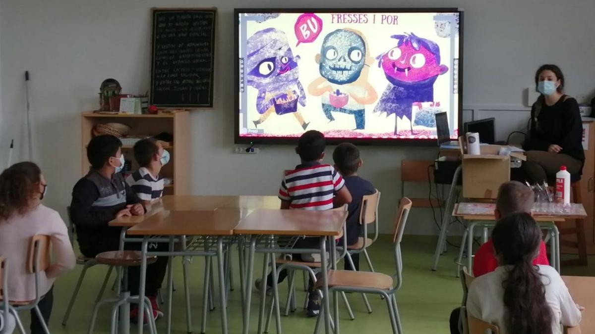 Una de las sesiones didácticas que ha celebrado Mallorca Literària en los colegios.