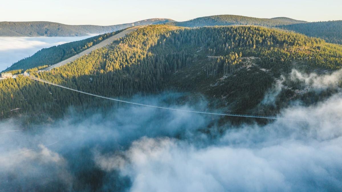 Galicia deja de tener el puente colgante más largo del mundo