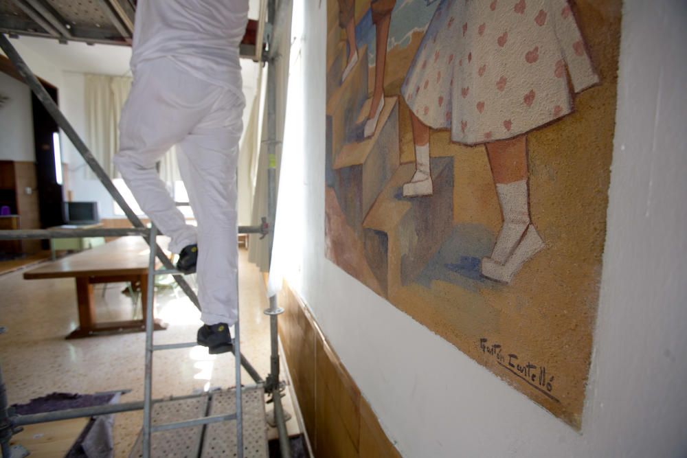 Restauran los murales del Monte Tossal