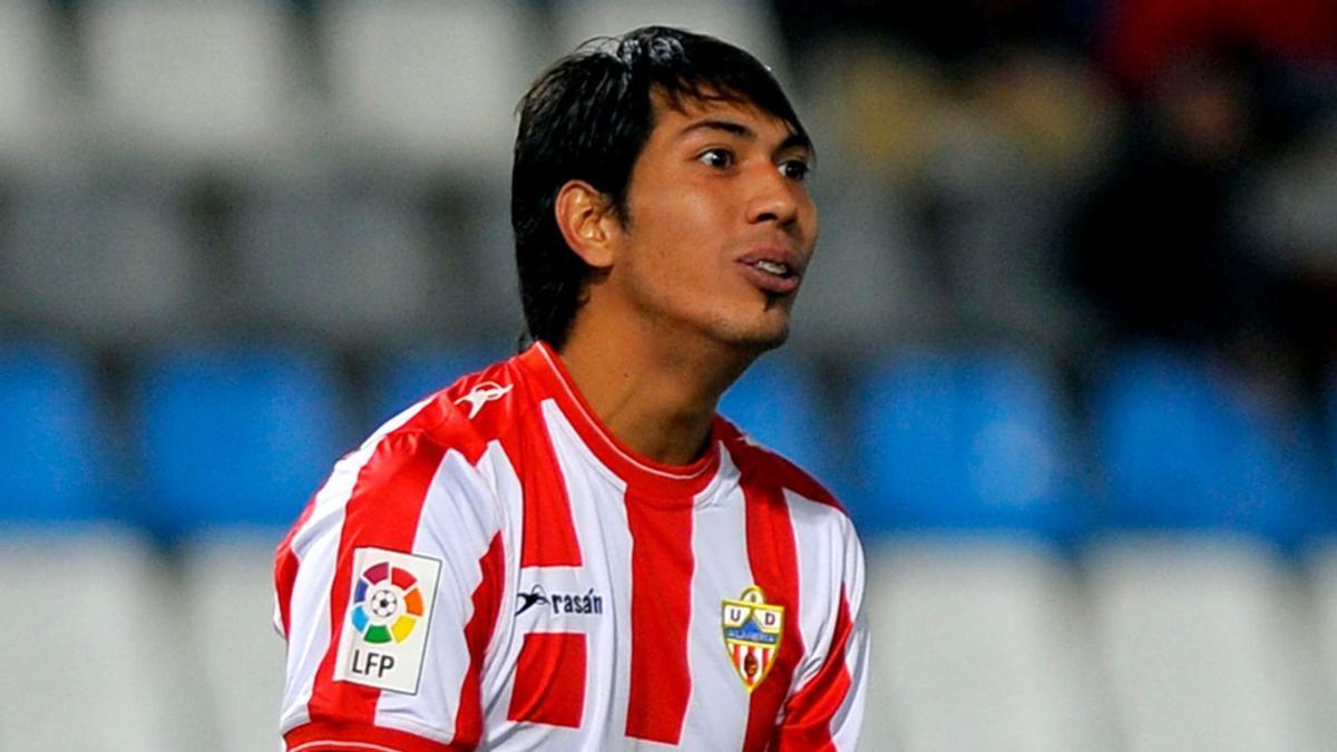 El exjugador Leonardo Ulloa acudió al pódcast de 'Offsiders'