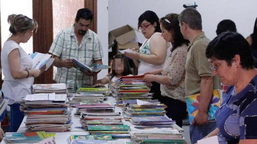 La Junta convoca las ayudas para la adquisición de libros de texto