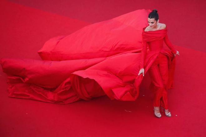 Marta Lozano paseó la moda española por el Festival de cine de Cannes