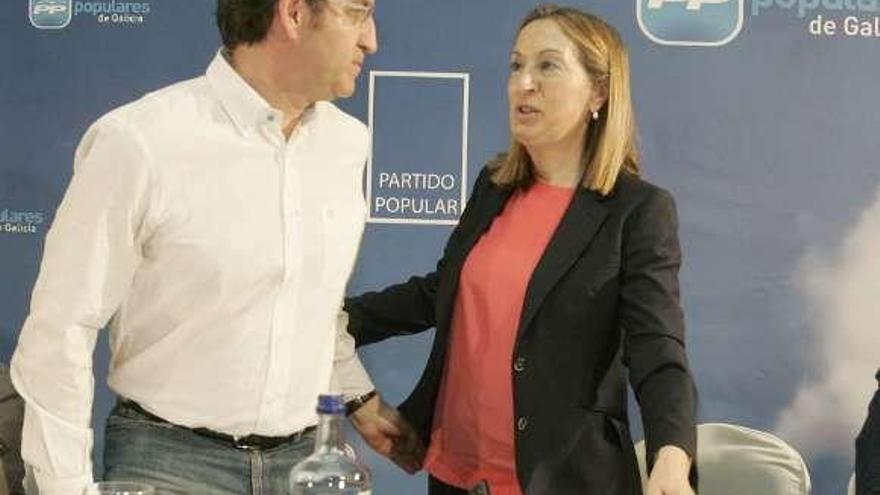 Feijóo defiende los ajustes tras las críticas de Aznar