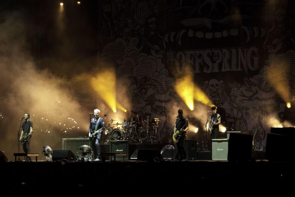 Offspring desata la locura en Gijón