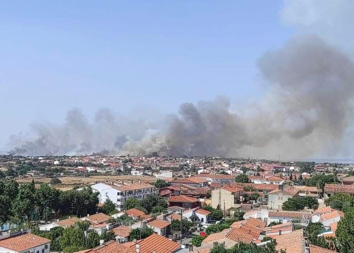 Incendio forestal en las proximidades de Trujillo.