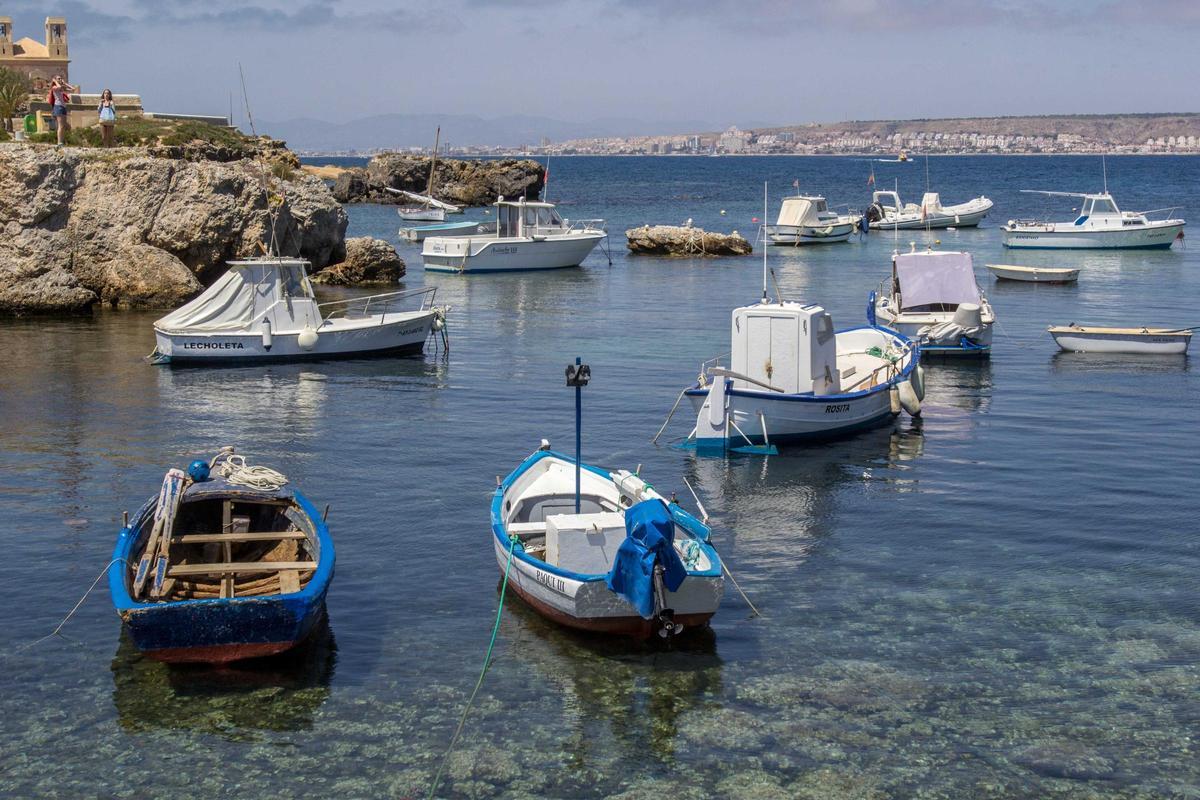 Destino Libra: Descubrir los encantos de la isla de Tabarca.