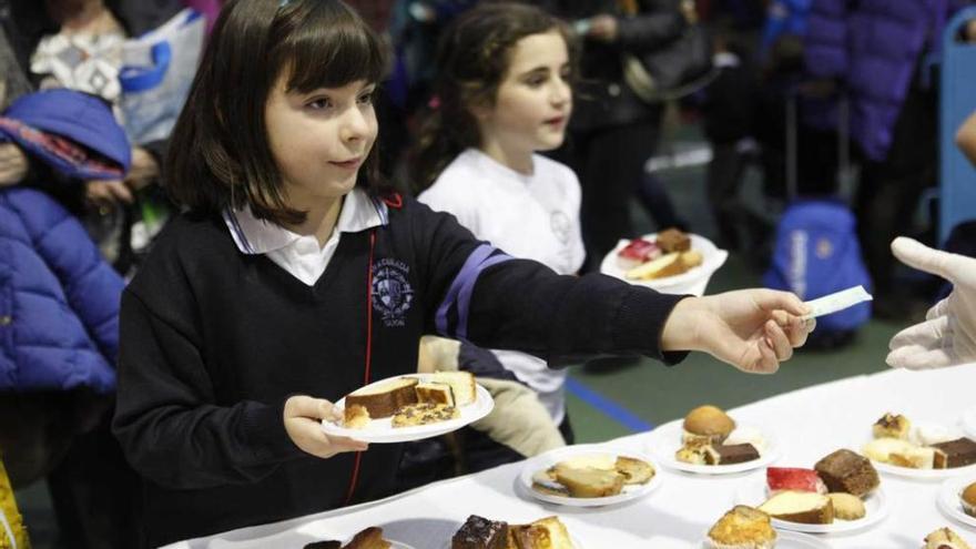 Merienda solidaria en el Colegio de la Inmaculada