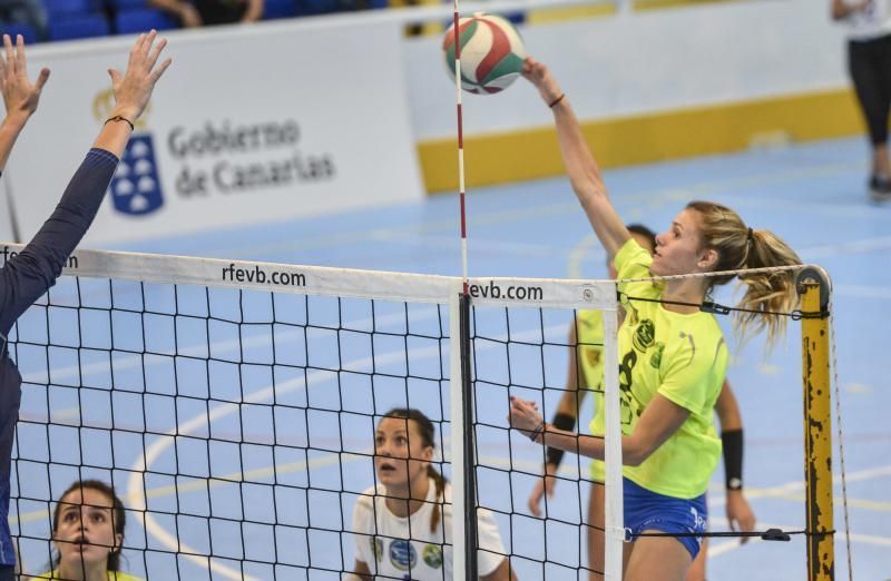 03/11/2018 LAS PALMAS DE GRAN CANARIA. Voley femenino, IBSA CV CCO 7 Palmas - Feel Volley Alcobendas FOTO: J. PÉREZ CURBELO  | 03/11/2018 | Fotógrafo: José Pérez Curbelo