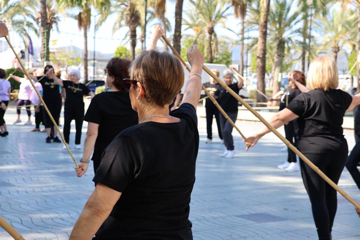Todas las imágenes del Día Mundial sin Tabaco en Sant Antoni.