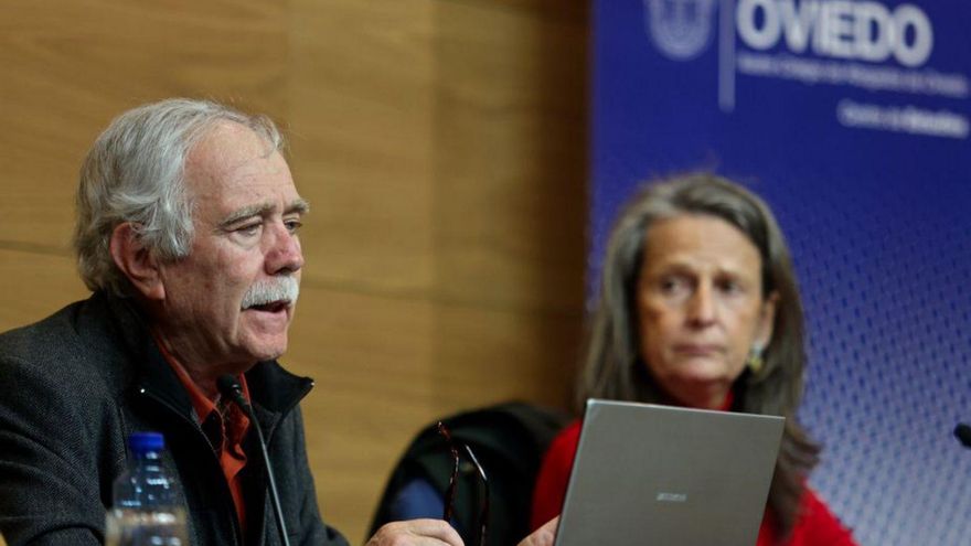 Antonio Pérez Henares e Isabel San Sebastián, ayer. | Irma Collín