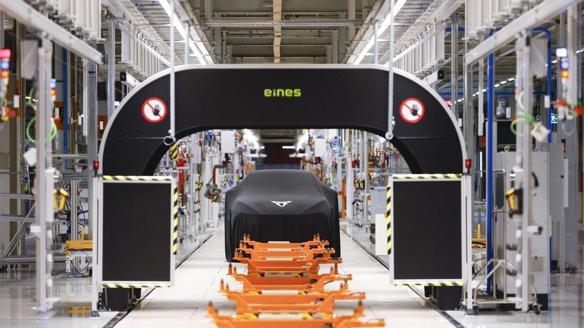 La fábrica de Seat en Martorell inicia hoy la producción en serie del Cupra Raval y el Volkswgen ID. Polo