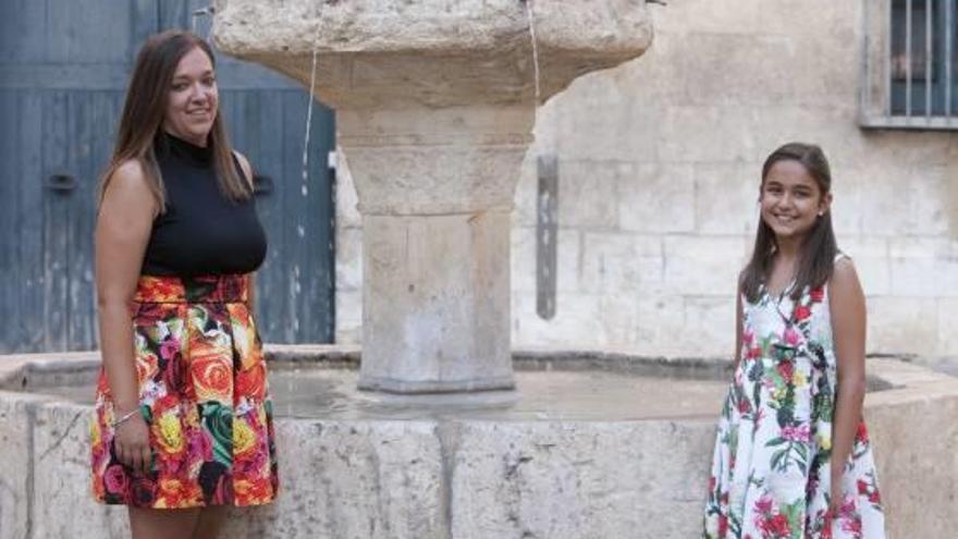 Carla Sanchis y Teresa Aparicio, nuevas falleras mayores de Xàtiva