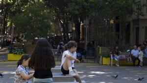 Els veïns de Sant Antoni clamen contra l’incivisme