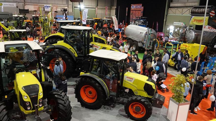 Exposición de maquinaria agrícola en Cimag-GandAgro 2019.