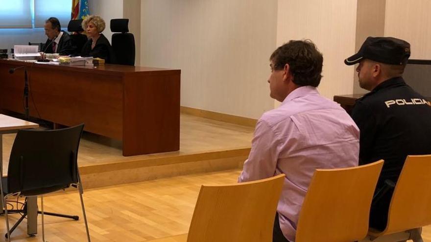 Un instante del juicio contra Raúl Díez Castillo el pasado miércoles en la Audiencia Provincial con sede en Elche
