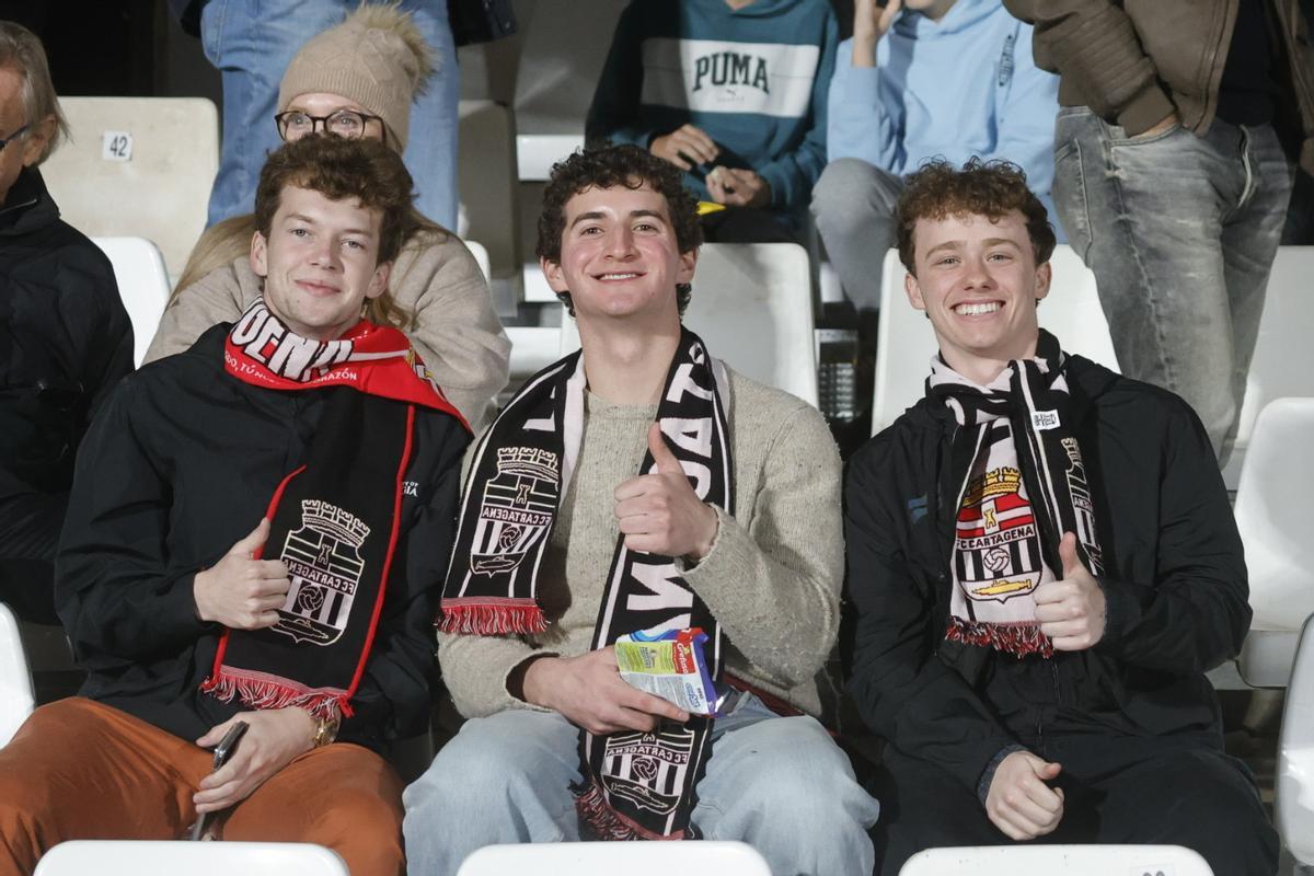 Todas las imágenes del encuentro entre el FC Cartagena y el CE Europa