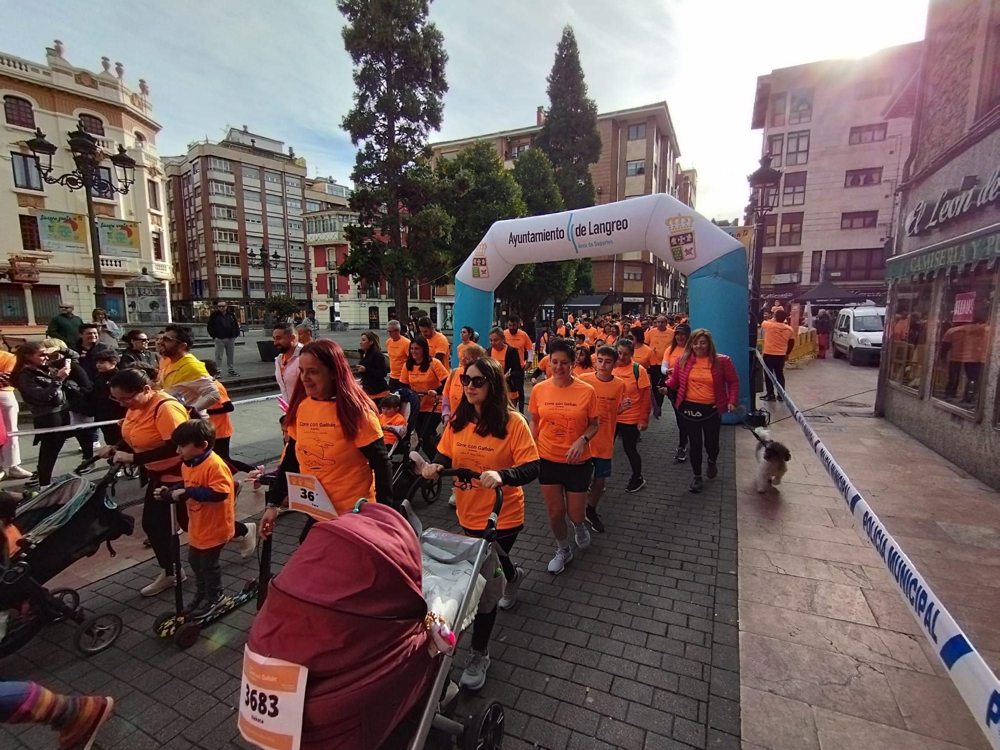 Las carreras contra el cáncer infantil reúnen a cientos de personas en las Cuencas