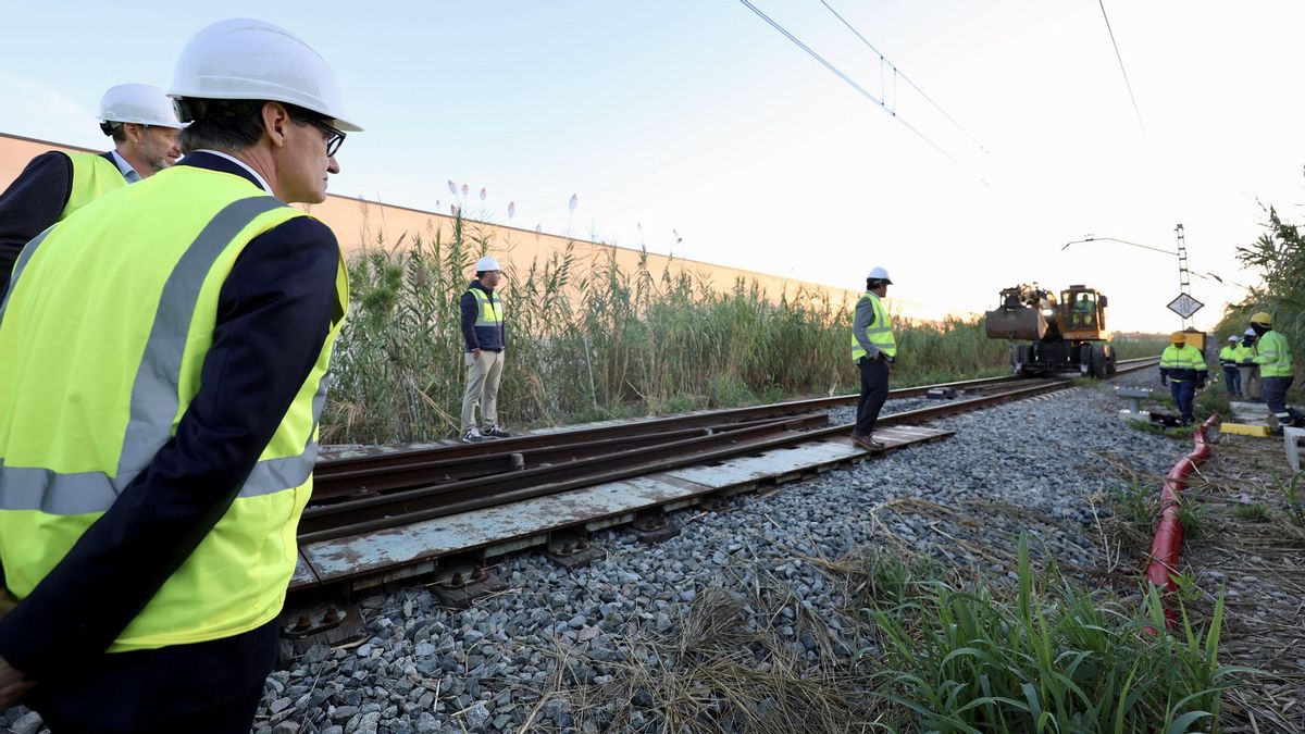 El President Illa visita las obras de la R3