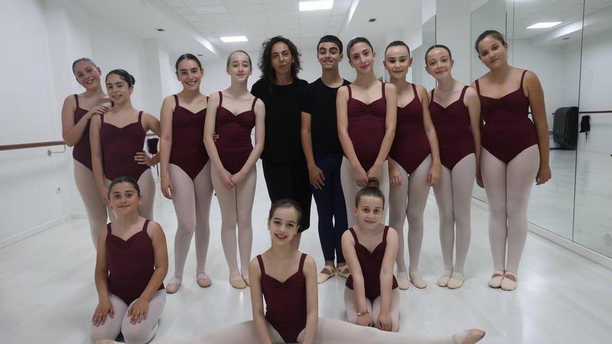 En el Día Internacional de la Danza, la escuela de danza de Gema Pizarro reivindica el valor artístico, físico y emocional de esta disciplina
