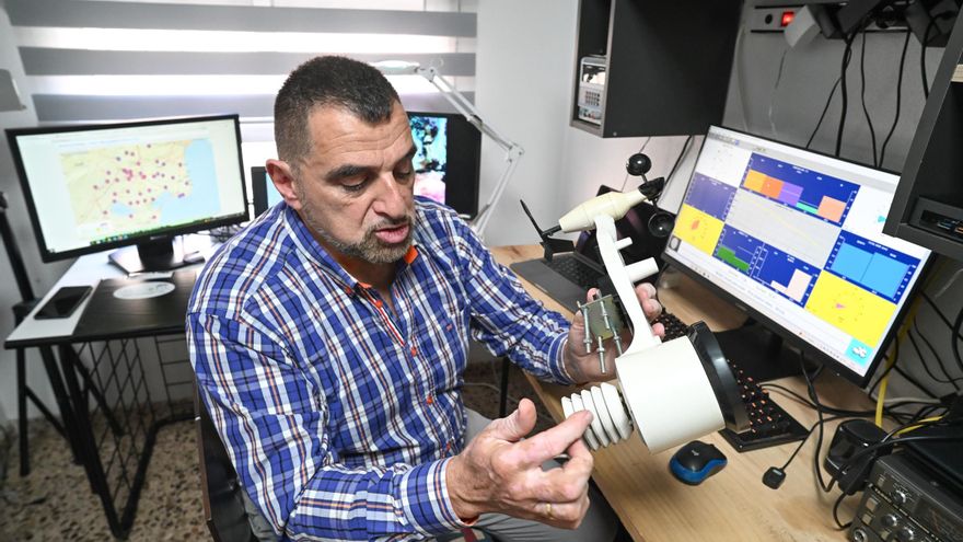 Una asociación de Elche controla 40 estaciones meteorológicas que alertan de inundaciones