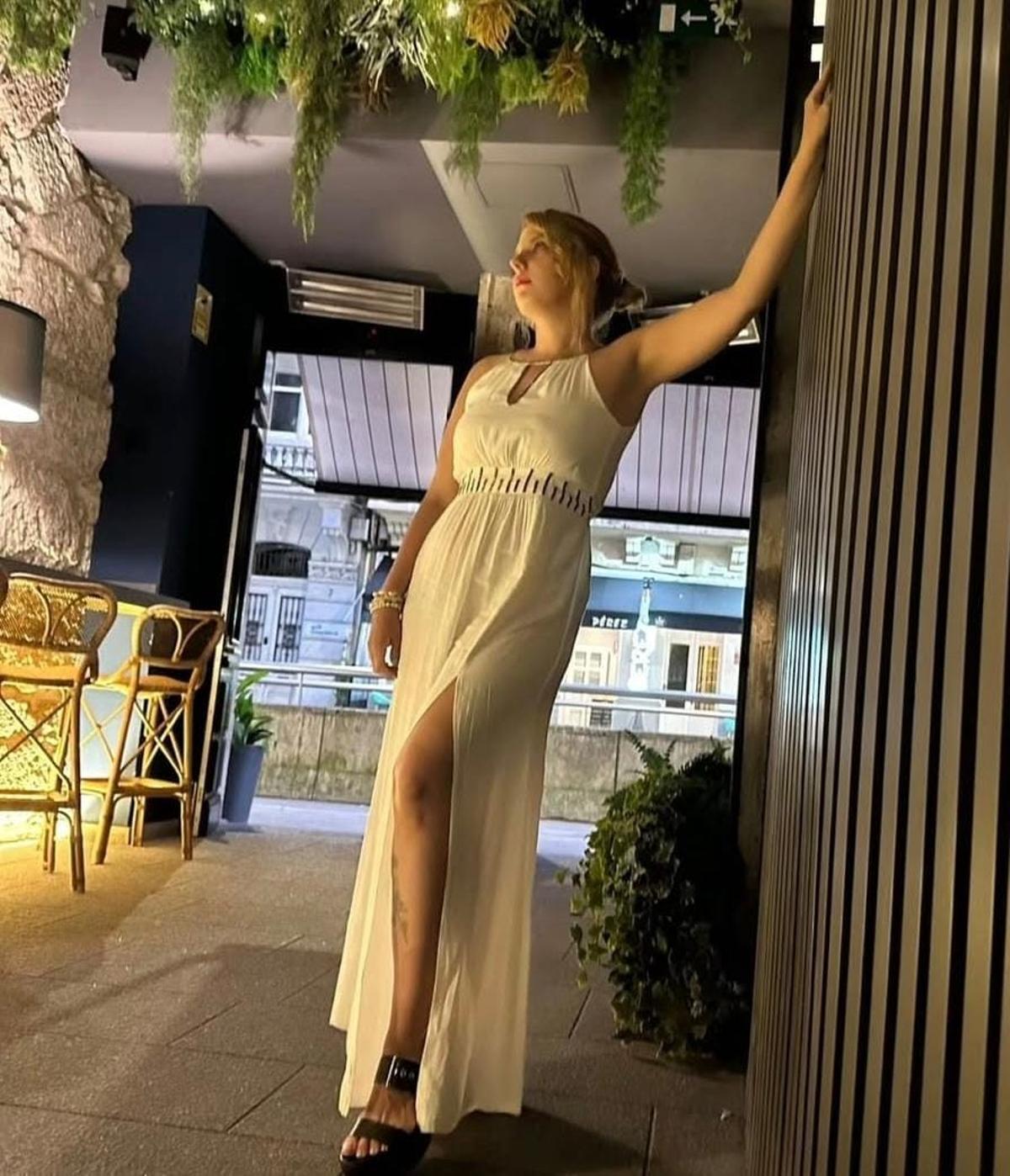 La escritora, poeta y cineasta Pilar Astray es la impulsora del retiro literario