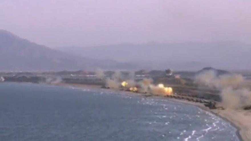 VÍDEO / Kim Jong Un presume de artillería