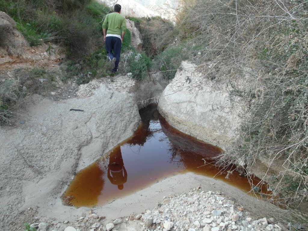 Fincas contaminadas y protestas vecinales en La Murada, donde se enterraron un millón de toneladas de basura en terrenos agrícolas entre 2005 y 2011