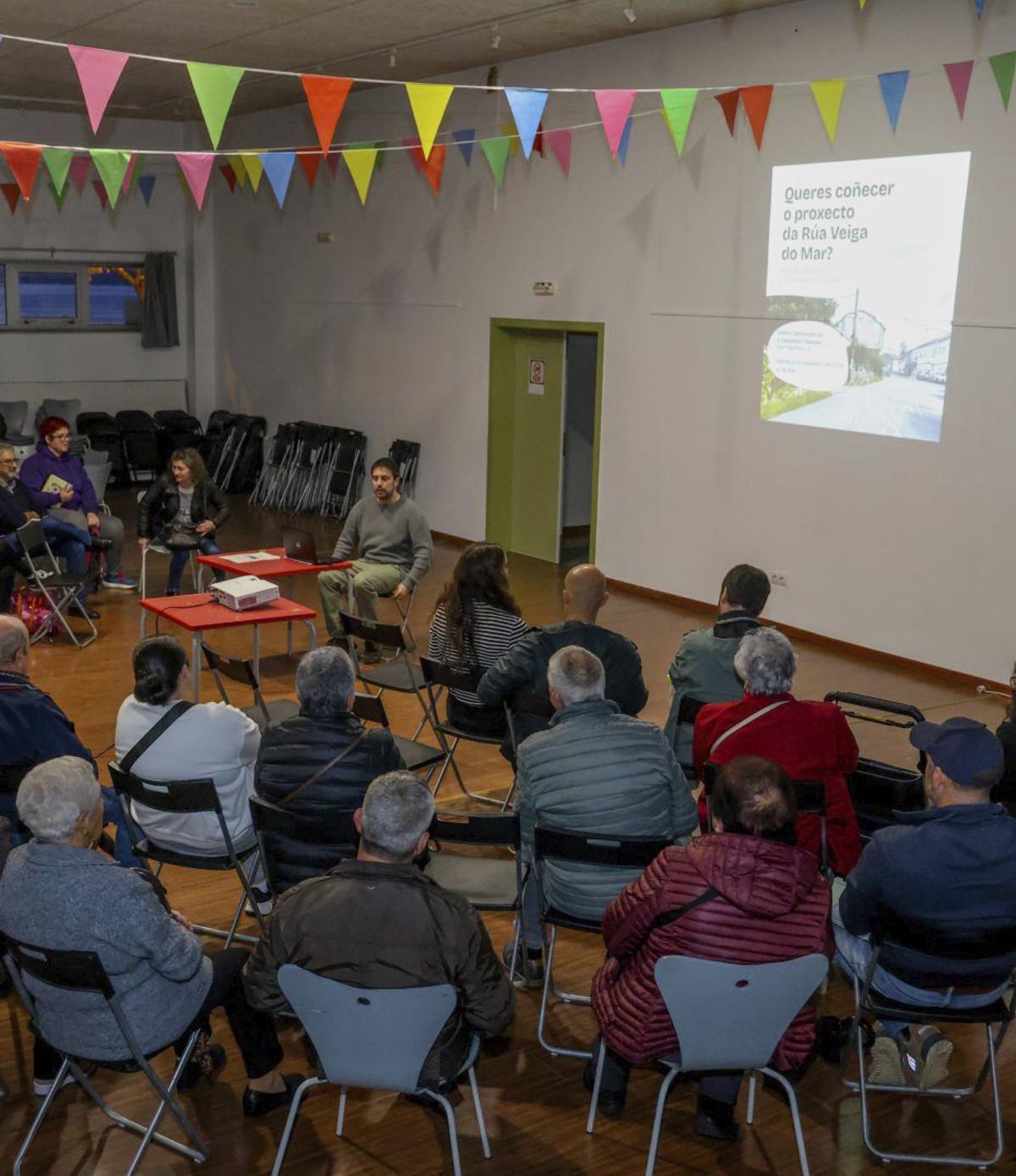 Una asamblea anterior sobre Veiga do Mar. | IÑAKI ABELLA