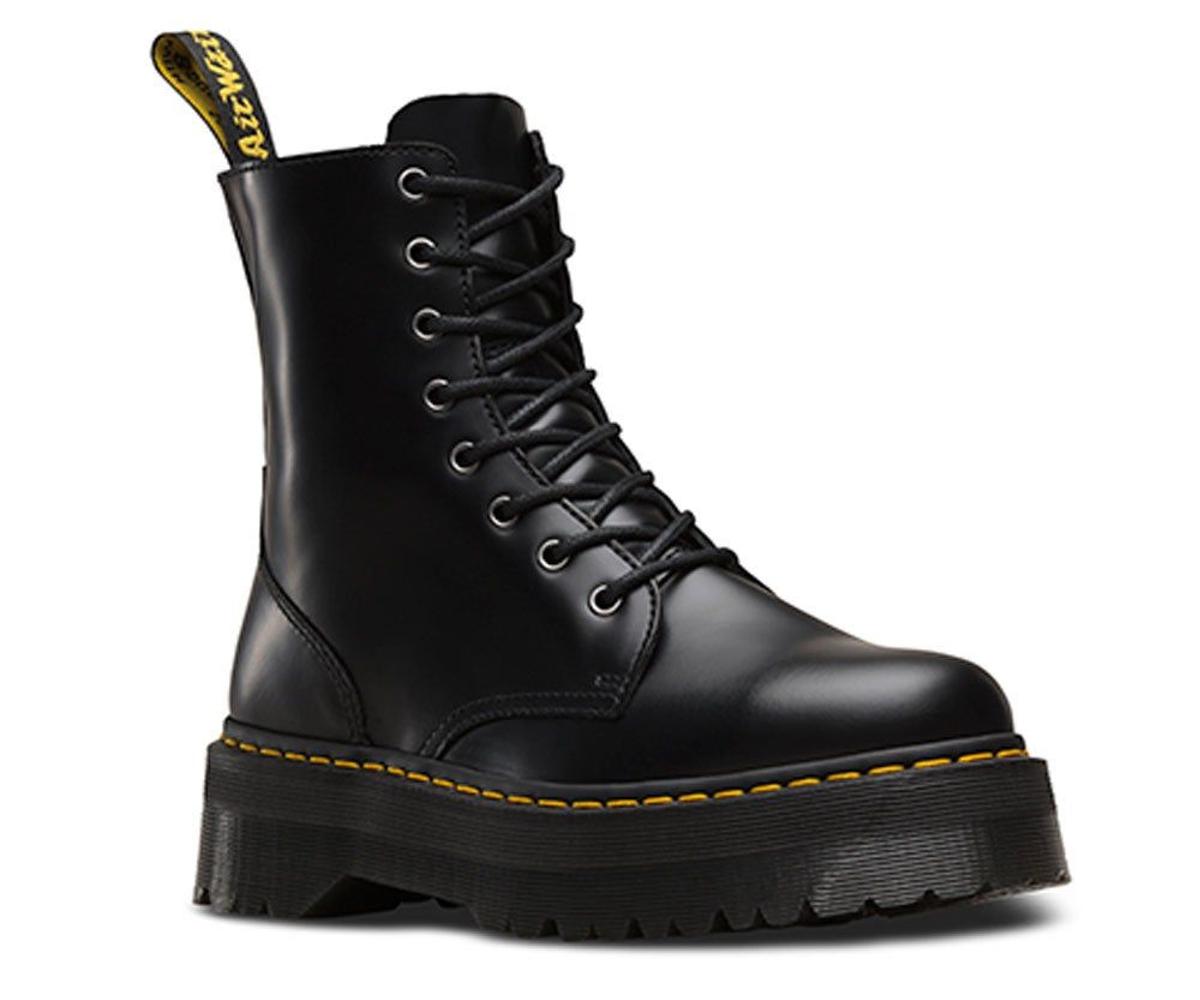 Botas negras con doble suela de Dr. Martens (Precio: 210 euros)