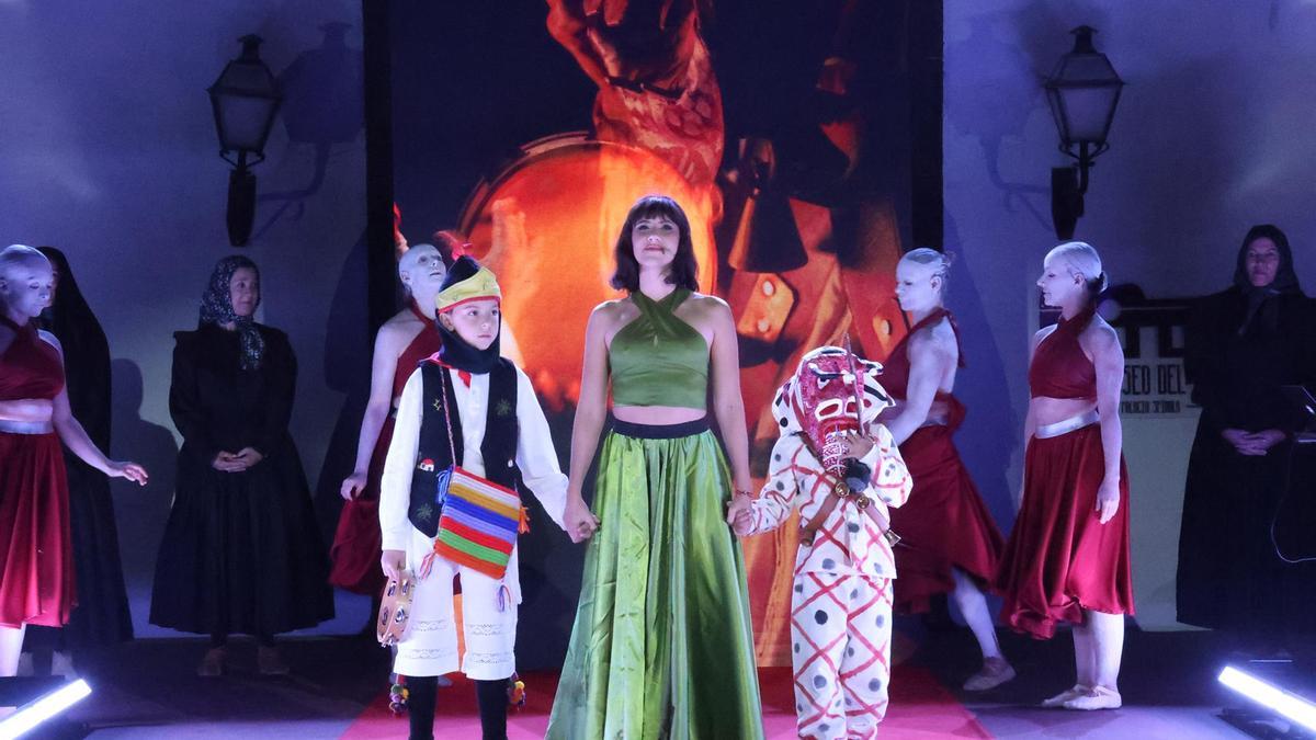 Homenaje al Rancho de Pascuas de Teguise y Los Diabletes de Teguise.