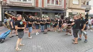 Las gaitas toman el mercado moscón en la clausura del exitoso Festival Folk in Grau: "Se llenó todos los días"