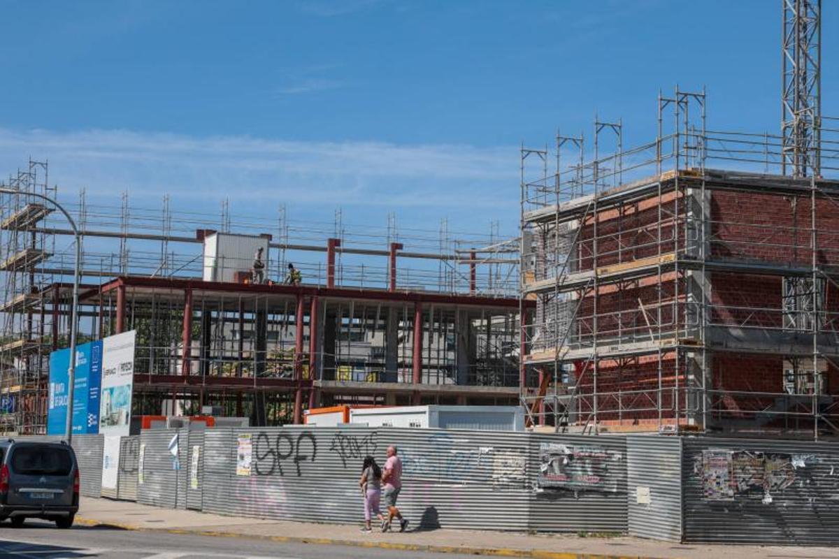 Estado de las obras de construcción del nuevo centro de salud.