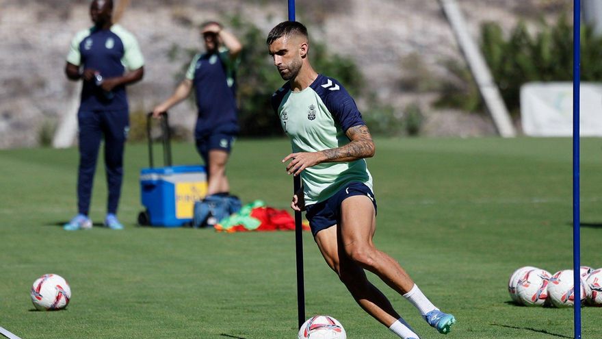 Pejiño vacía la taquilla y se despide: rumbo al Elche de Eder Sarabia y Sory Kaba
