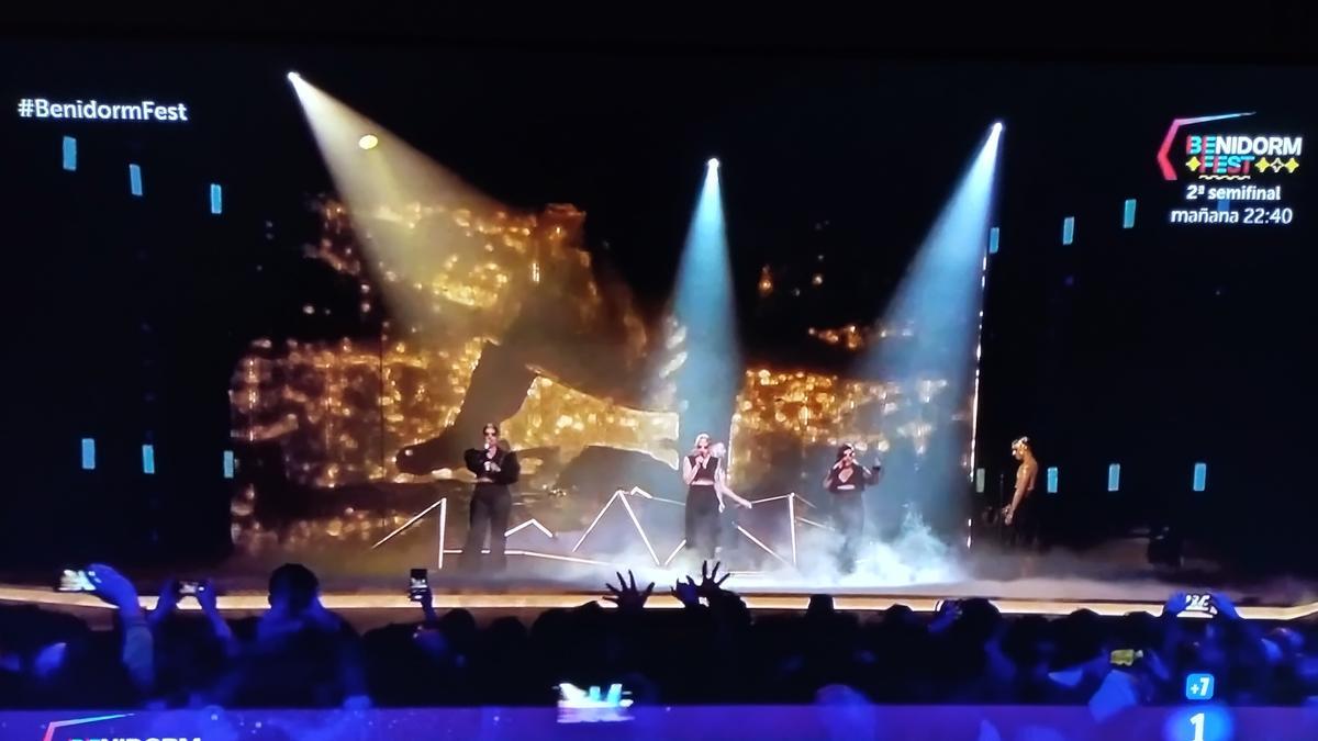 Un momento de la actuación de Tanxugueiras en el Benidorm Fest