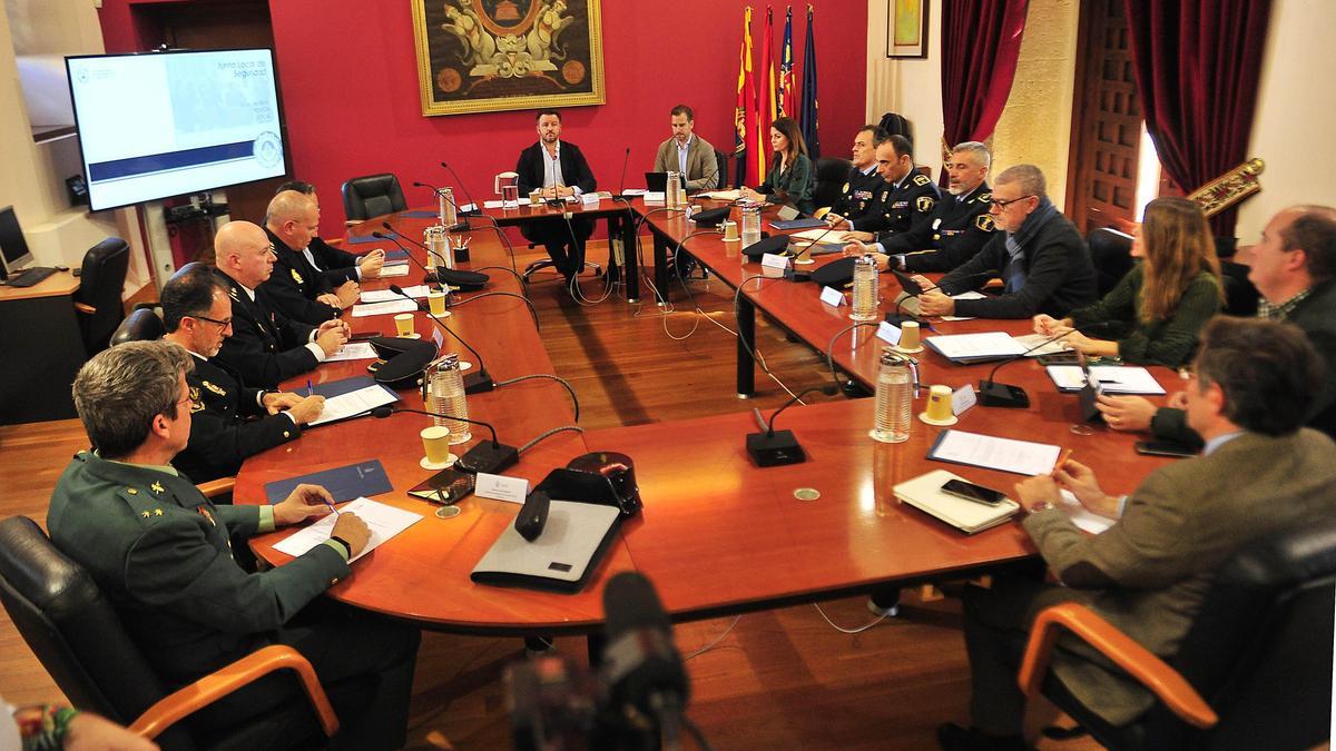 La Junta Local de Seguridad celebrada este viernes en el Ayuntamiento de Elche.