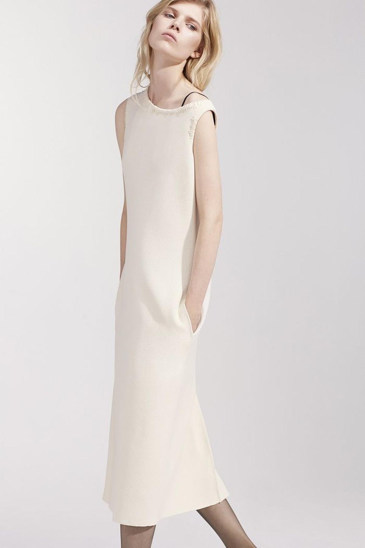 Nina Ricci colección primavera 2016,  vestido beige