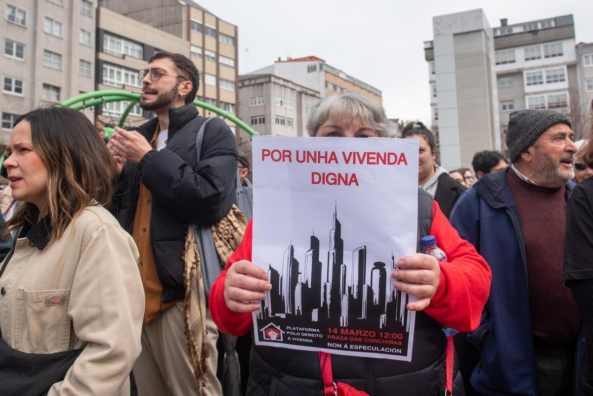 Manifestación en As Conchiñas, en A Coruña, por el derecho a la vivienda