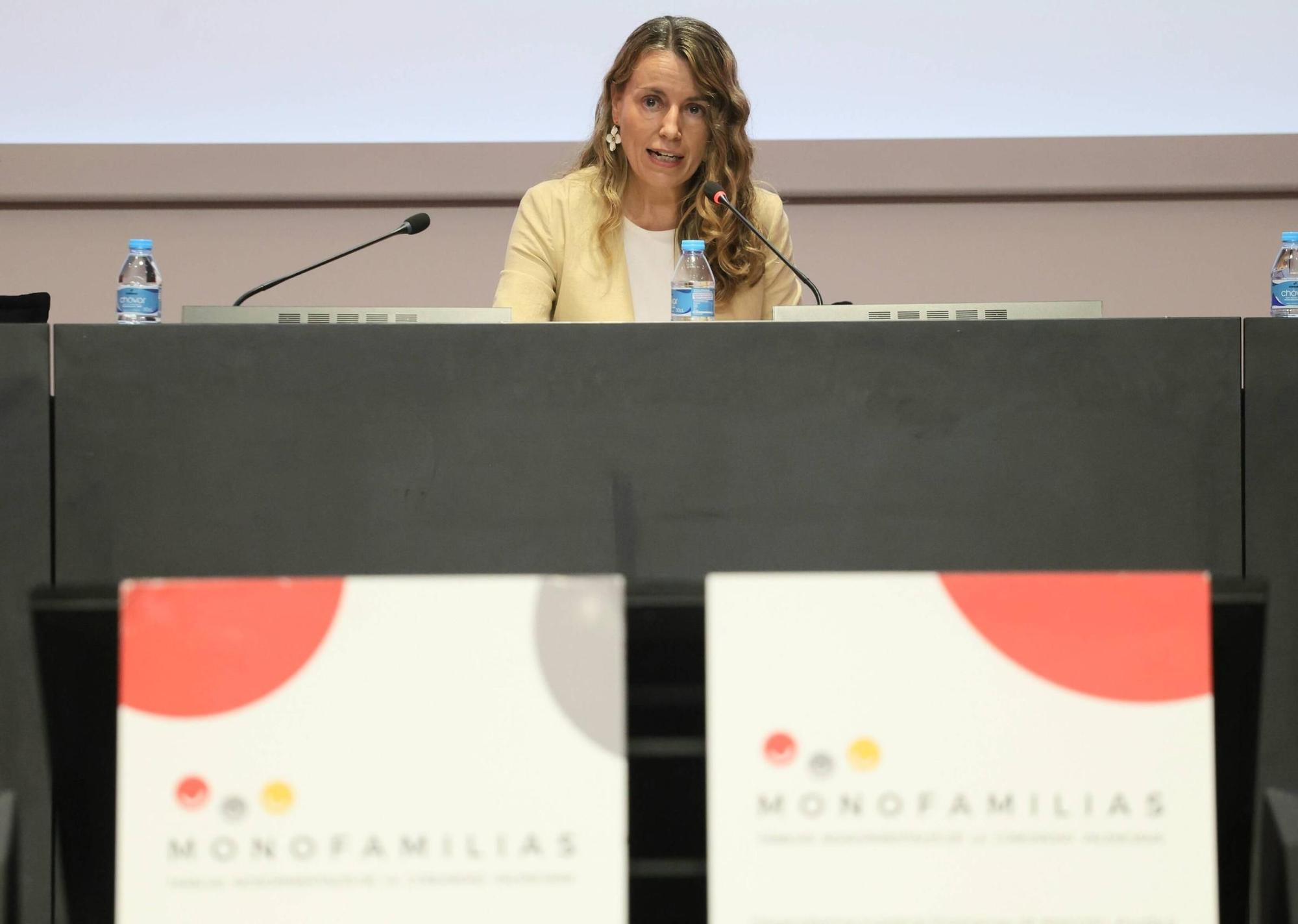 Congreso de familias monoparentales en València