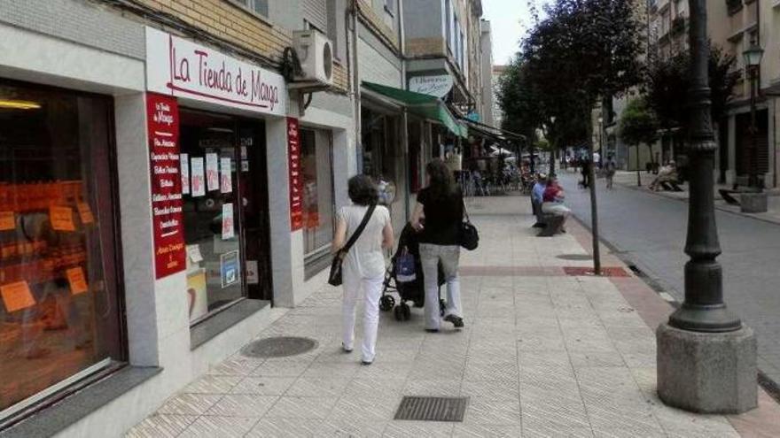 Una calle de Pola de Siero