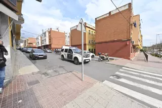 Tensión máxima, miedo y silencio en la Vall d’Uixo tras el tiroteo mortal de una mujer embarazada