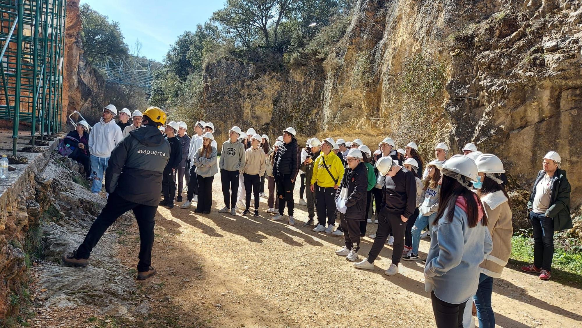 Benavente: El León Felipe visita Atapuerca