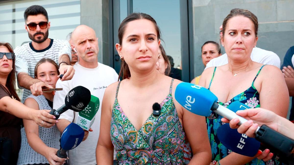 VÍDEO | La alcaldesa de Gerena tras la muerte de un padre y su hija: "No había denuncias ni alertas en el sistema Viogén ni en los servicios municipales"