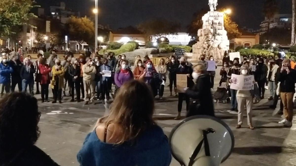 Manifestación de repulsa por el asesinato de Remedios Cortés